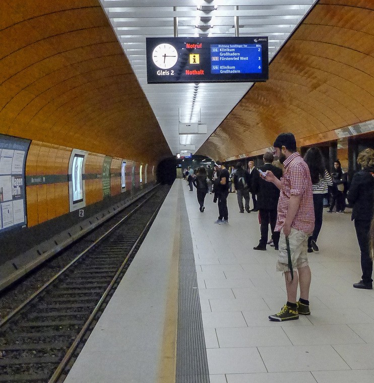 Station platform intercom and speaker